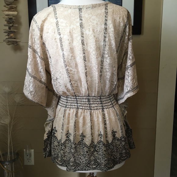 Lace Tunic - Picture 2 of 2